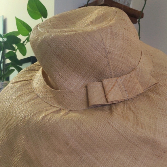 Large gardening hat - Picture 2 of 5